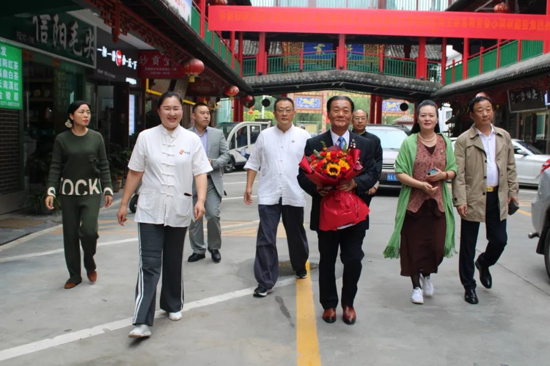 I.A.E.国际学士院总裁苏炳郎博士看望慰问田圣勋教授