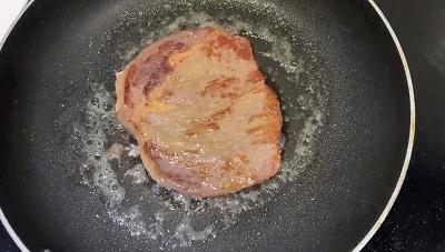 20元的拼接牛排和200元的原切牛排有啥差别？怎么辨别牛排好坏？