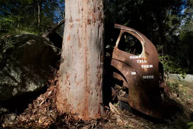 街道上的品牌标志,街道上的招牌名字