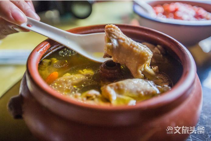 建水雄踞南滇的千年古城,建水的古街古巷