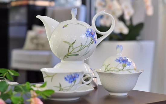 鐨囧鐨勫ア鍗庝笌灏婅吹,涓栫晫鐨囧寰$敤娓呭崟