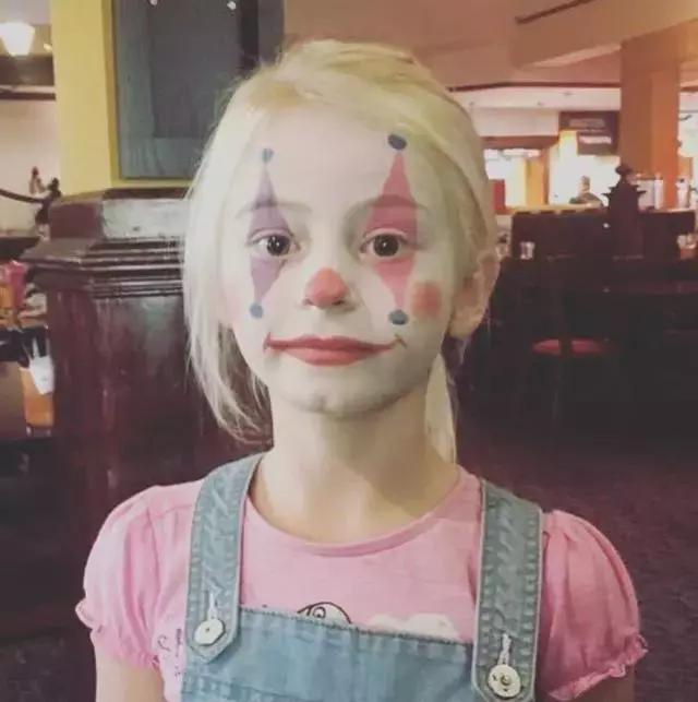 因为卫生棉条被截肢,女星因为卫生巾截肢