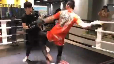 被逼发威的职业选手发声明：健身教练激怒我出手，才将他打挺在地