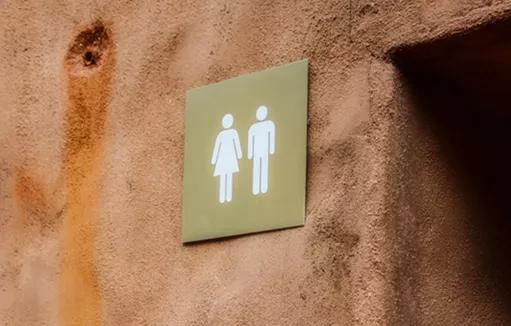 大便前面硬后稀警惕这五种疾病,大便先硬黑后稀黄怎么回事