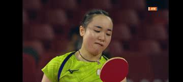 陈梦回应黄晓明接风菜,陈梦主动招呼伊藤美诚来合影