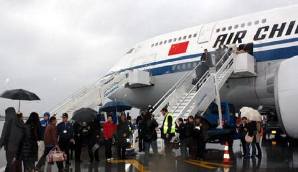 撤侨行动中国人怎么办,中国撤侨外国人如何看待