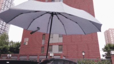 折叠反向伞带手电筒,伞自动折叠照明