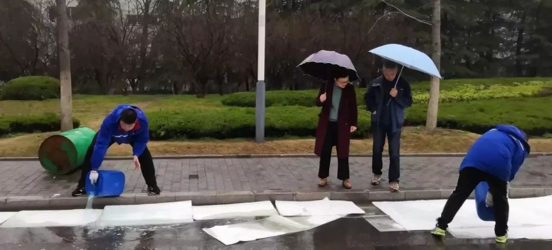 汽车半路抛锚急救电话,车子半路坏了求救电话