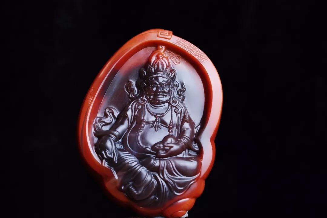 适合招财的珠宝 (今年戴什么珠宝最旺财)