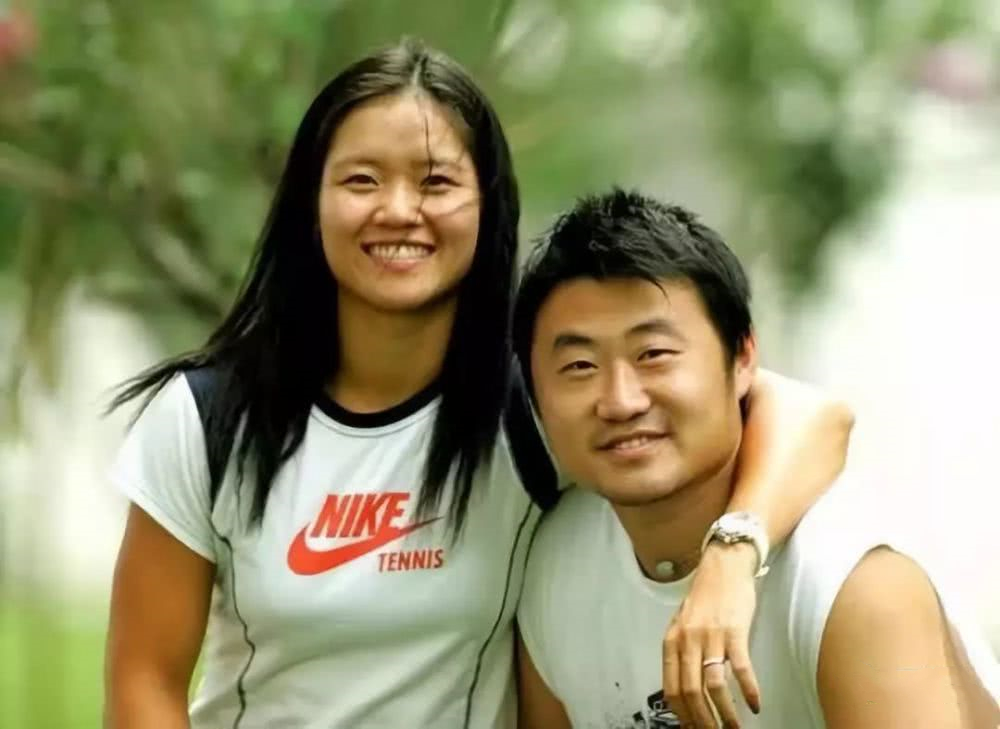 李娜传奇故事,网球选手李娜的成长历程
