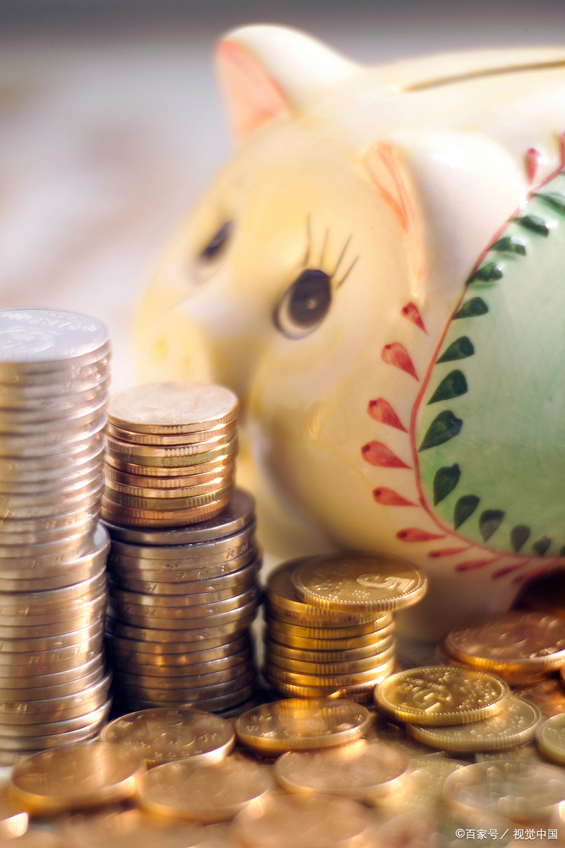 妻子伙同情妇骗取丈夫钱财犯法,丈夫骗取国家财产