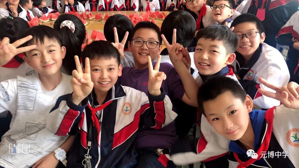 热力夏日“瓜”分快乐-----元博中学小学部免费吃西瓜掠影