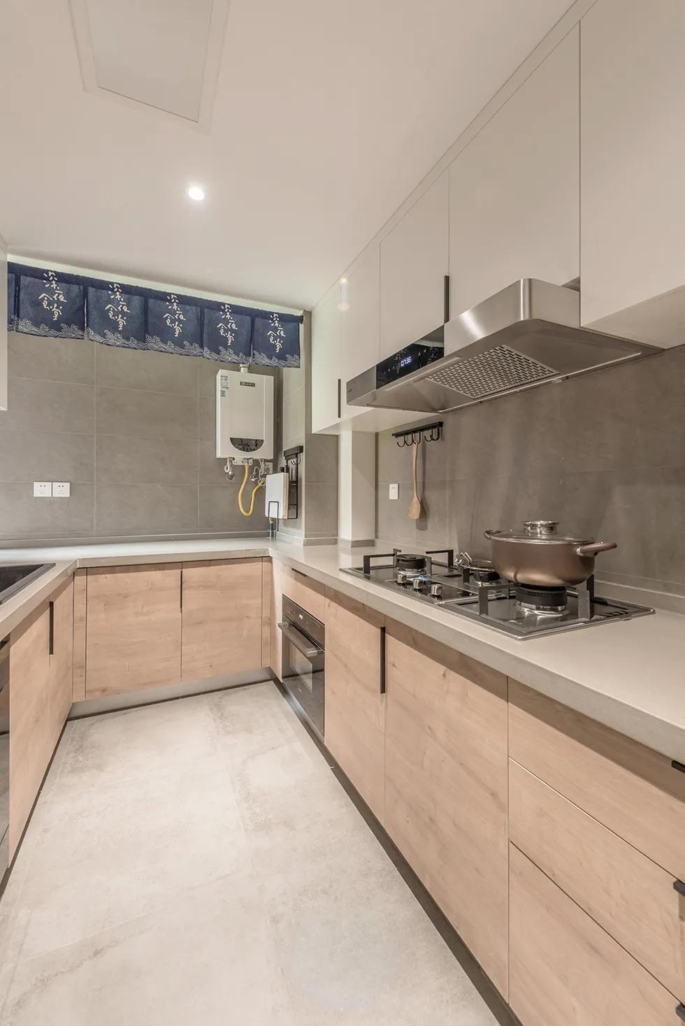 中式风格的精装房改轻奢,精装房微改极简原木风