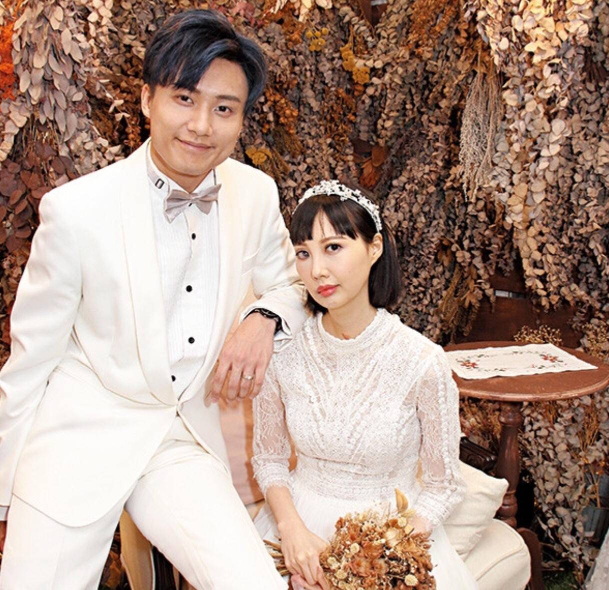 30岁香港女歌手抗癌八年微笑面对人生闺蜜帮助她圆了梦幻婚纱梦