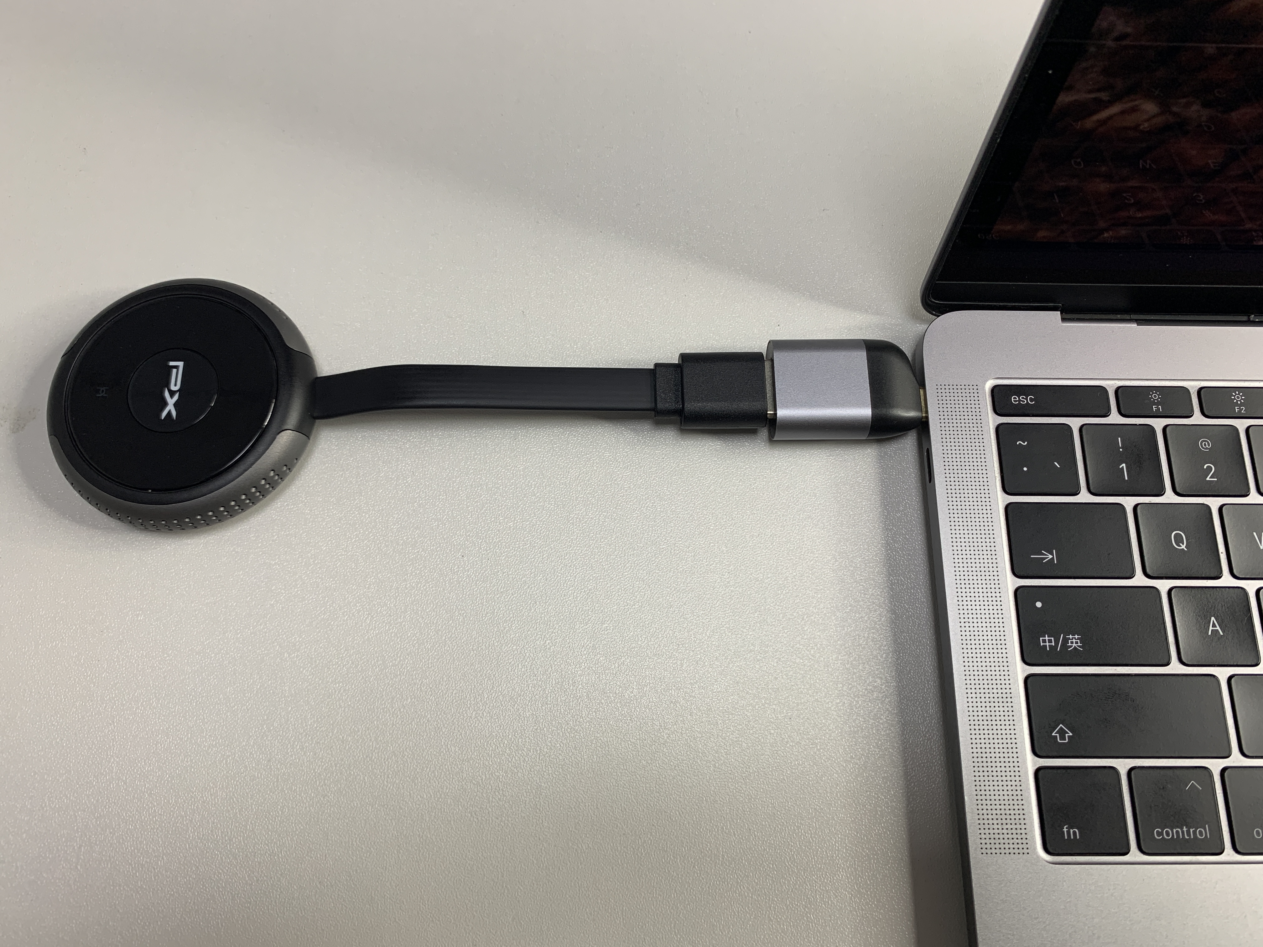 不用hdmi线怎么连投影仪,苹果电脑如何连接hdmi投屏电视