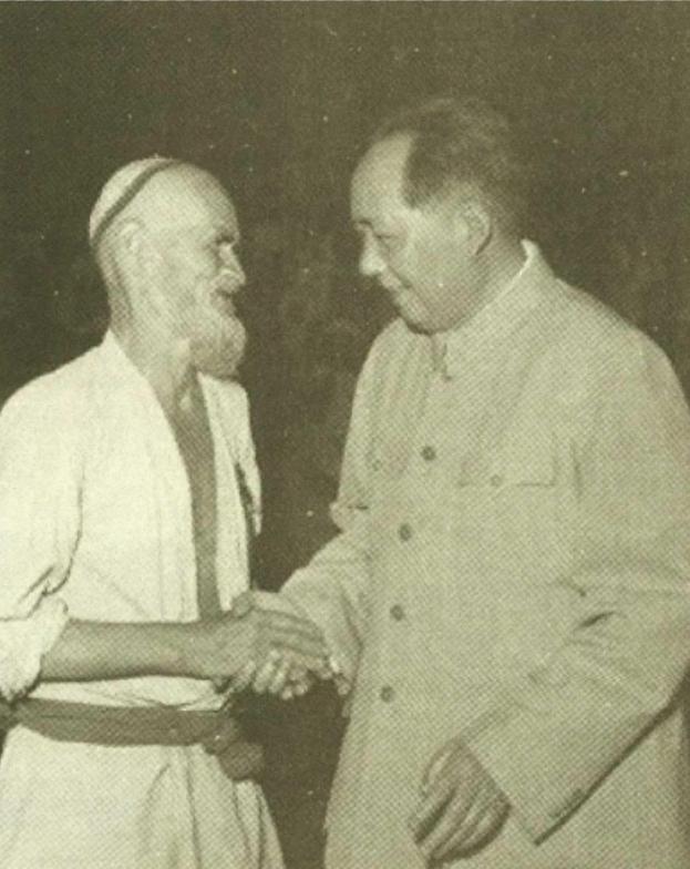 库尔班:想骑驴看望主席,临终遗训:从军报国,重孙女成航母女兵