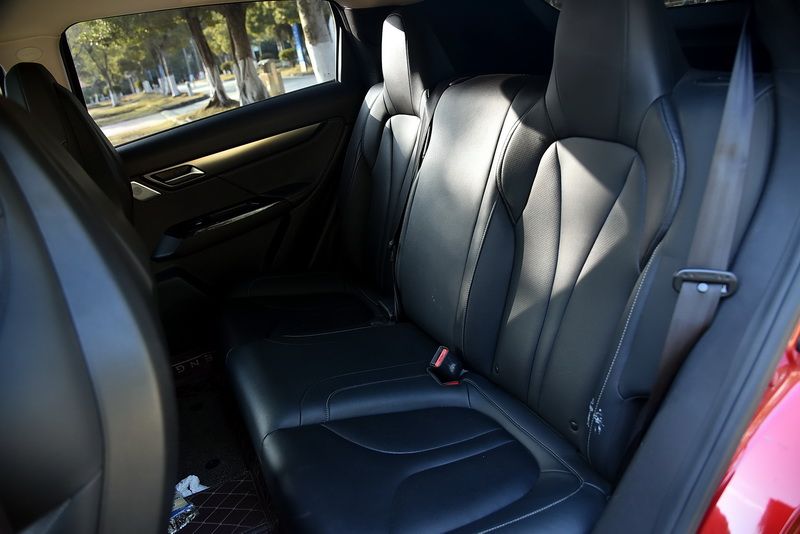 小鹏g3i深度测评拆解,小鹏g3底盘拆解看这辆车品质如何