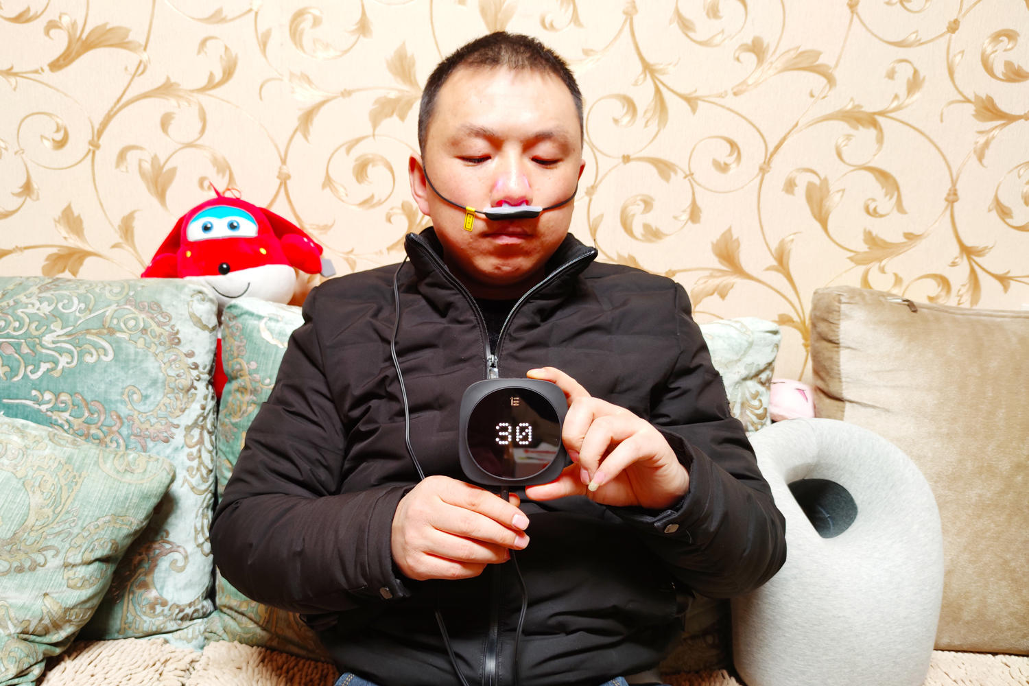 鼻炎建议用激光治疗吗,鼻炎反反复复有什么药物可以根治