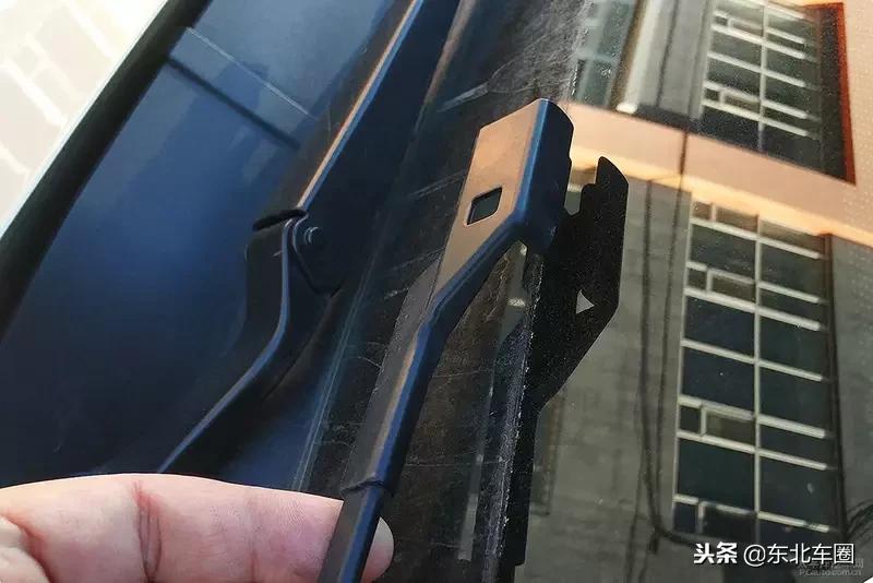 大众速腾雨刷器更换教程,大众新捷达雨刷器更换视频