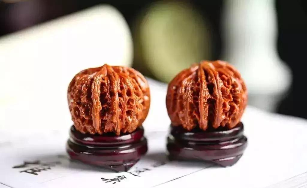 文玩前几年的价格,曾经的天价文玩现在跌落神坛