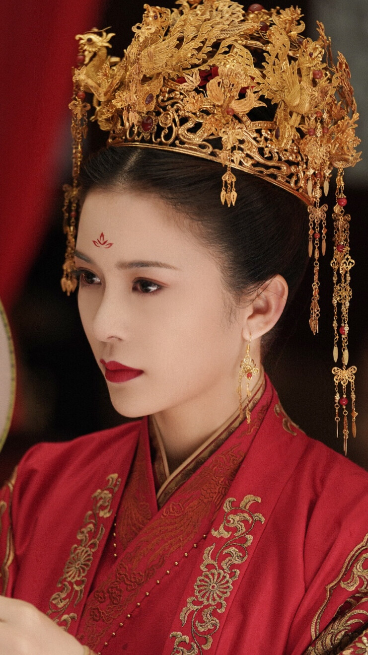 转型网红直播的10个女明星,4位网红转型成明星后现状