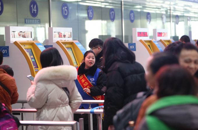 双12开抢春运火车票！成都至广州可购夜间动车票