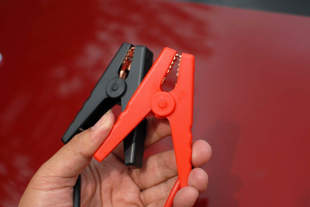 道路救援专用汽车应急启动电源,汽车自救应急启动电源有哪些品牌