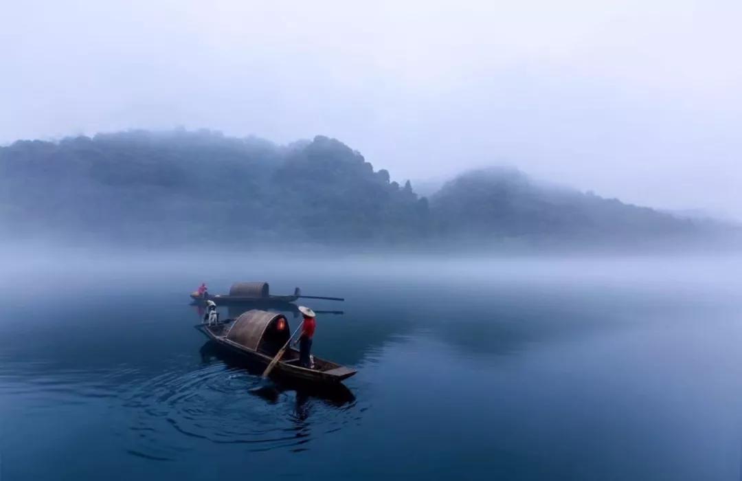 苏轼一生写了多少首诗词散文,苏轼共有多少首诗和多少首词