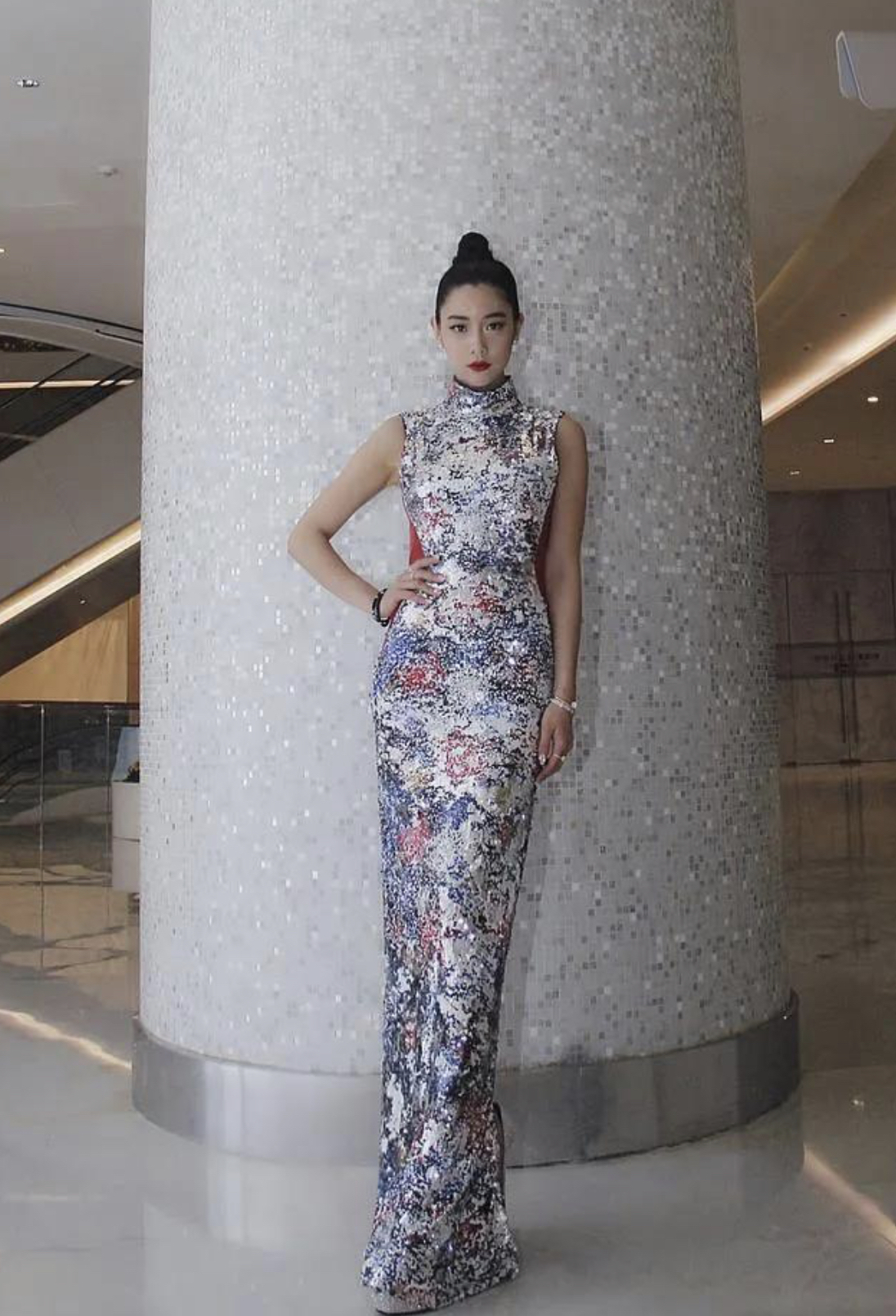 克拉拉旗袍出场完整版,亚洲第一美女克拉拉旗袍