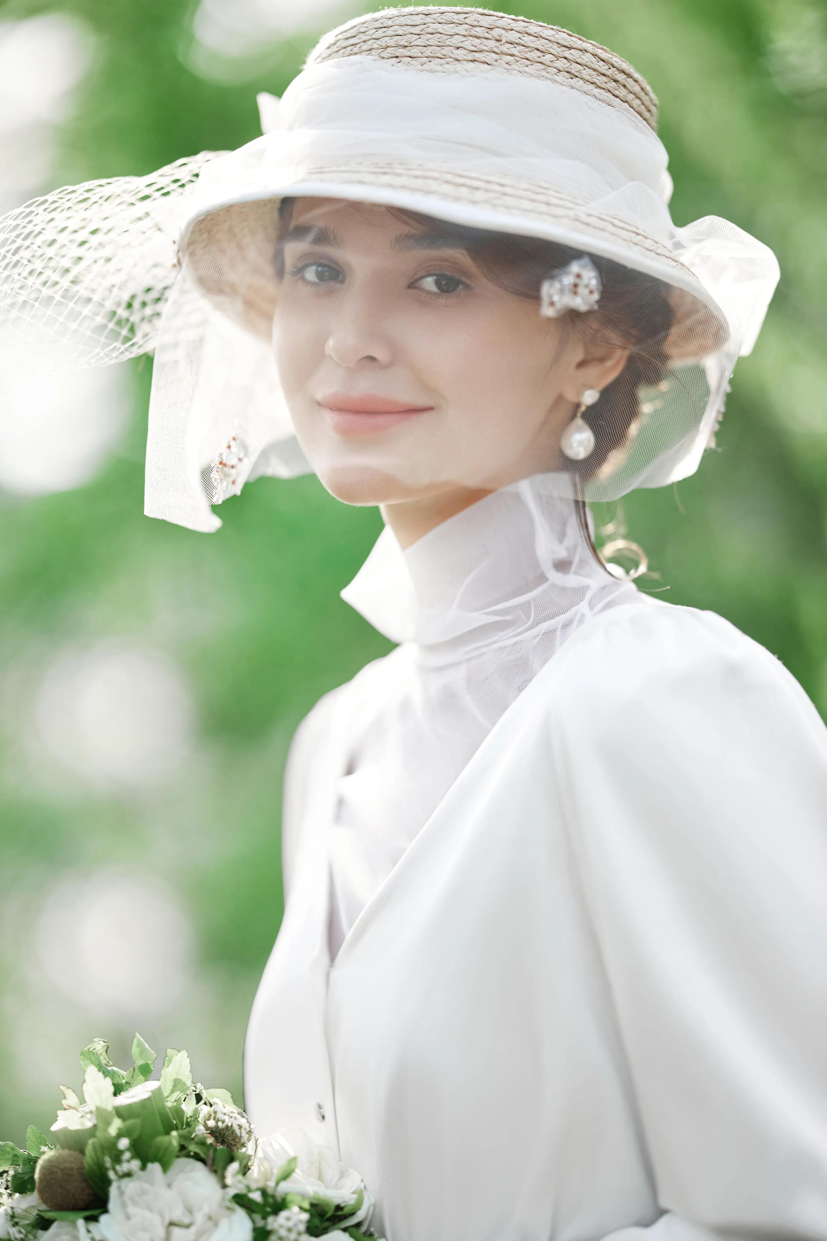 永远不会踩雷的时尚单品,永远不会过时的婚纱风格