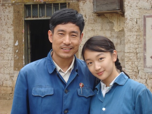 周冬雨为什么出道前后反差这么大,周冬雨人品到底有多烂