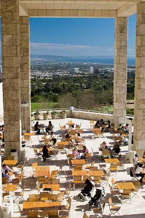 史上最吝啬的亿万富翁,世界上最抠门的首富巴菲特