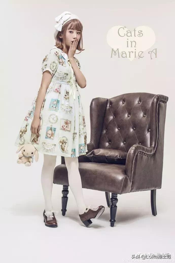 lolita撸猫,lolita撸猫猫