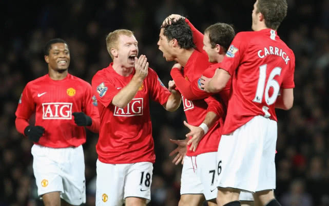 卡里克曼联训练视频,卡里克执教曼联胜率