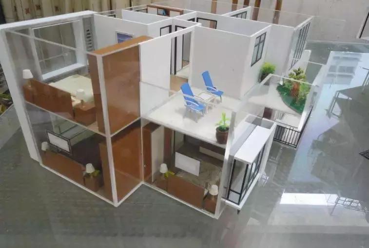 收完房租又花出去了,收了房租跑路