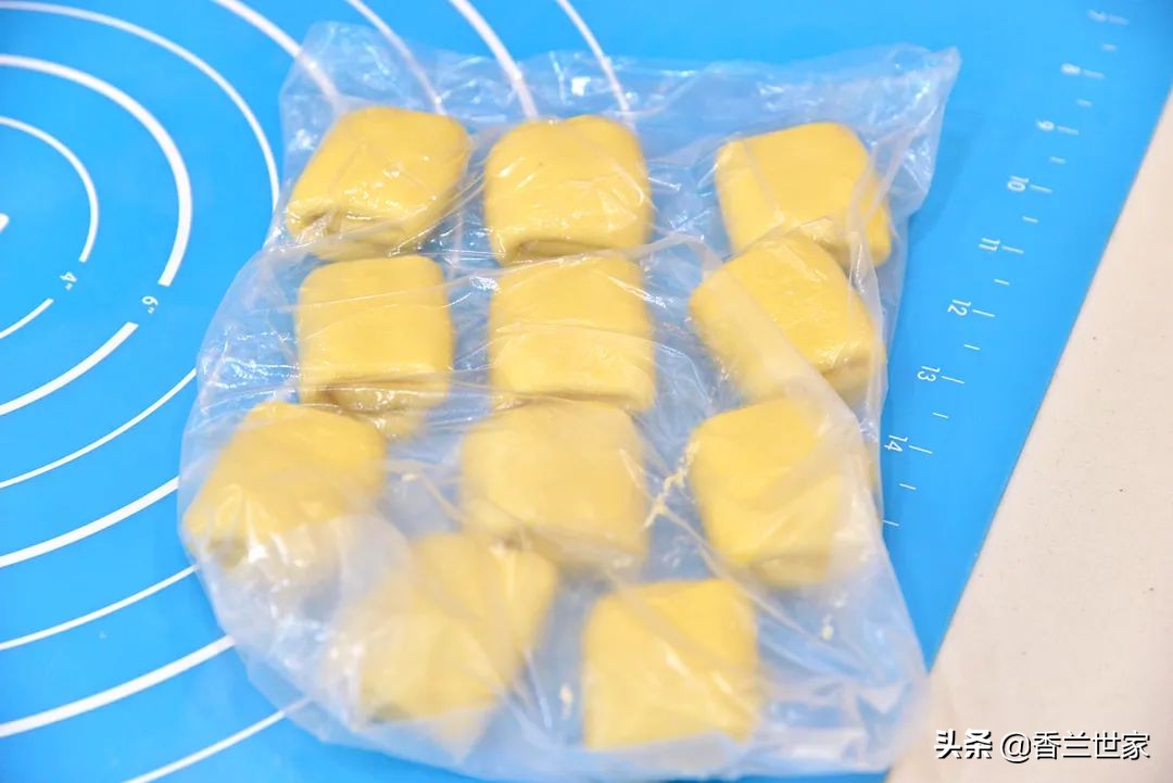 用什么品种玫瑰花做鲜花饼好吃,香兰的做法视频教程