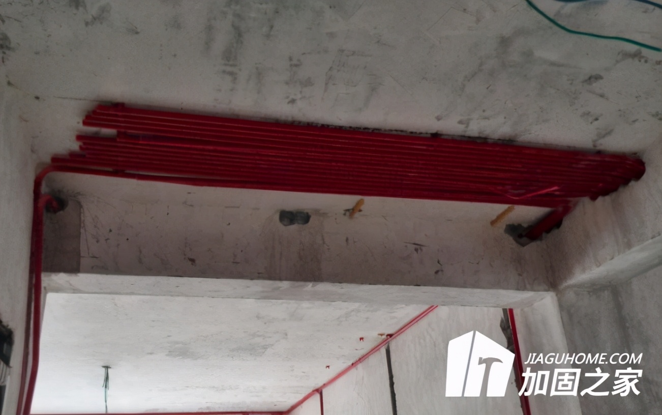 梁上打孔加固补救办法,梁钢筋被打断最好的加固方法