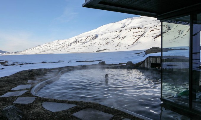 去冰岛旅行大概要多少钱,英国出发邮轮冰岛旅行多少钱