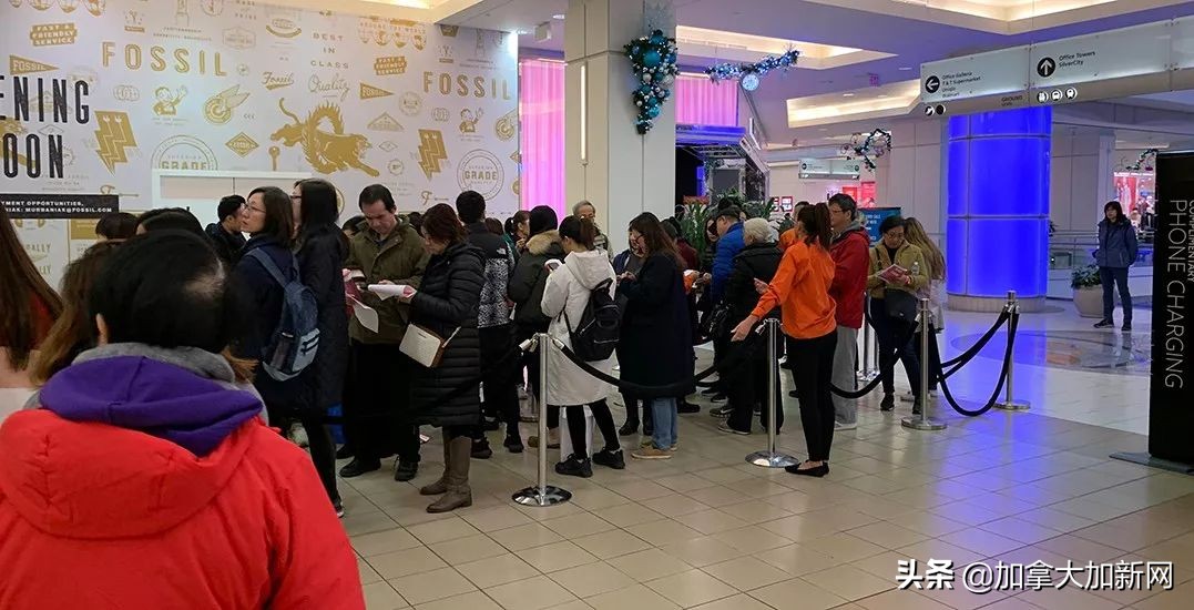 黑五疯狂打折视频,黑五全球狂欢购物节