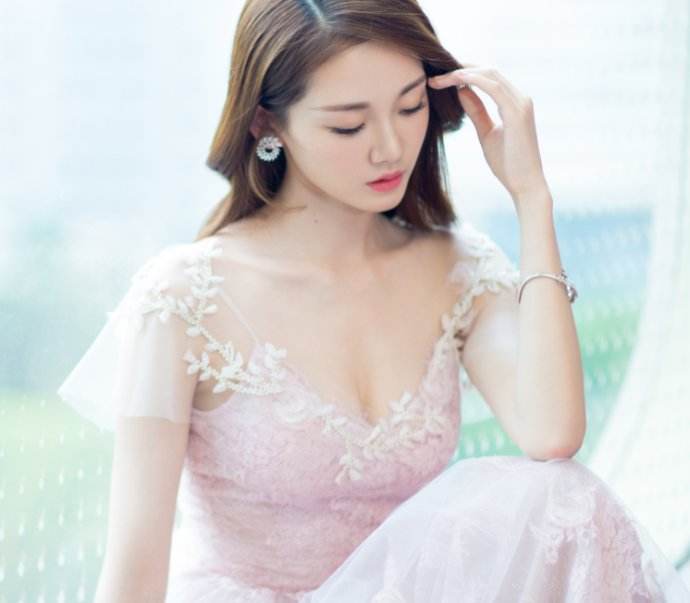 郑恺对象苗苗真名,郑恺的前任和苗苗