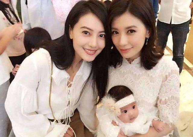 分娩时宝宝快出来时呼吸,生产分娩后宝妈还打呼噜