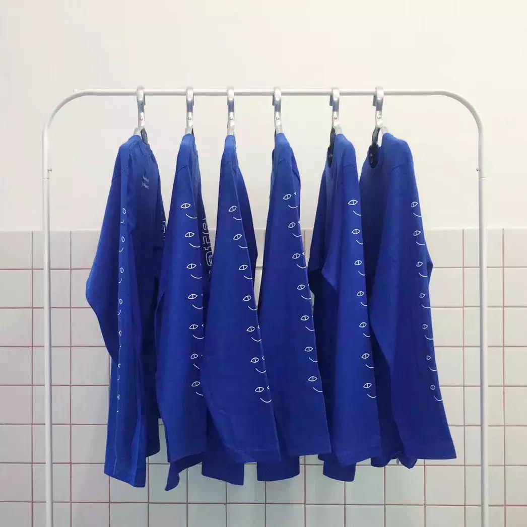 顺江路上有家店，那么小又那么显眼