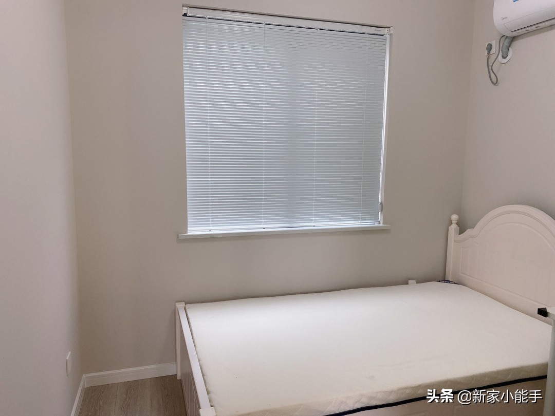 白骆驼色装修效果图,白骆驼色乳胶漆墙面客厅效果图