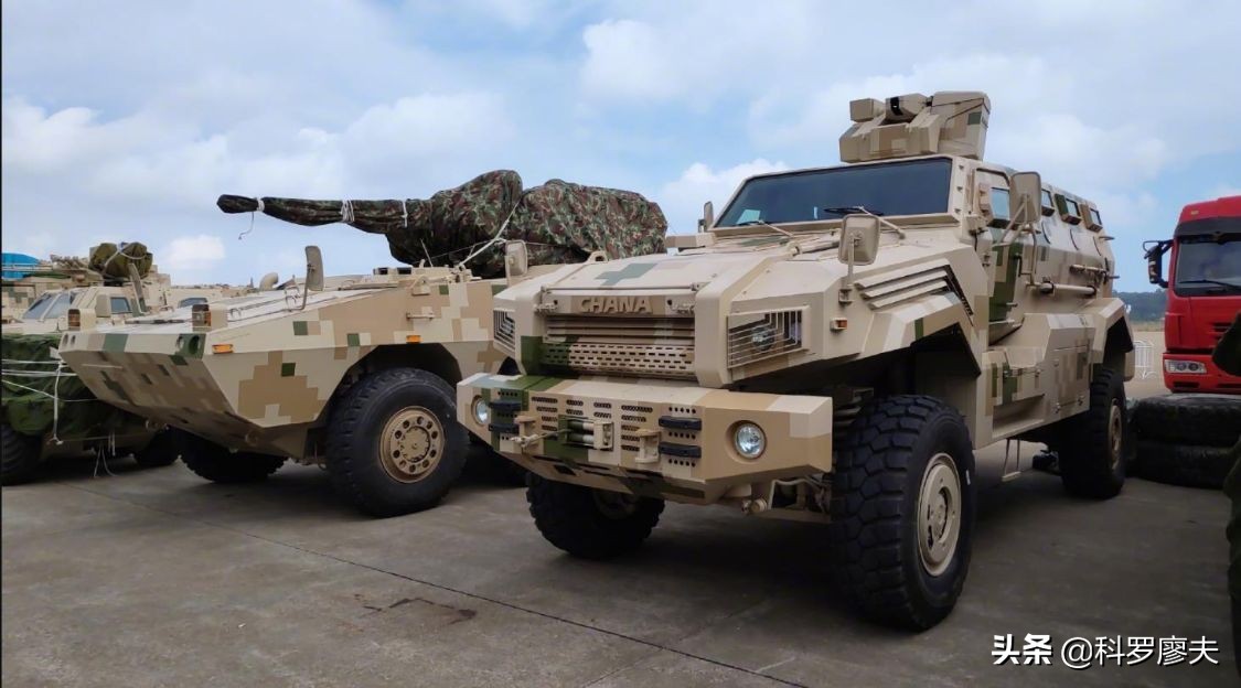 多少口径榴弹炮可以炸足球场,120迫击炮爆炸能摧毁足球场吗