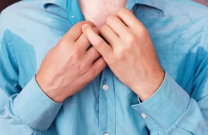 “蛋蛋”又湿又痒，我这是怎么了？