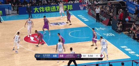 林书豪头破血流,林书豪手肘撞飞