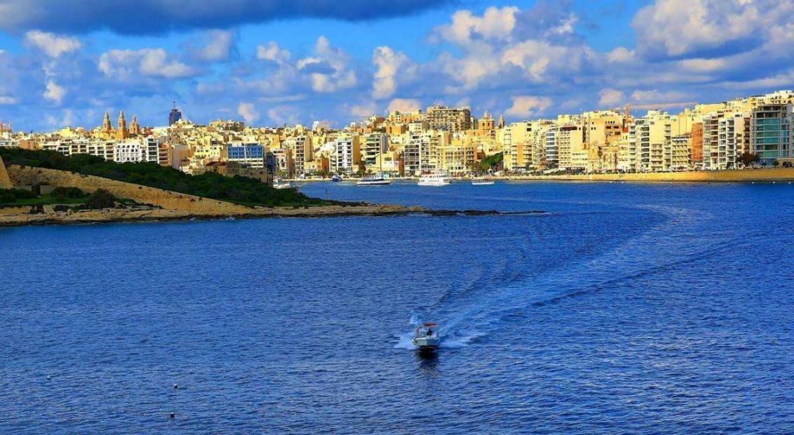 被誉为地中海的心脏：面积仅北京的50分之一，人均GDP却是我国3倍