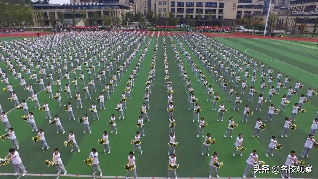 家长说：在这所学校，我们见到了最专业的教师团队，孩子变化巨大