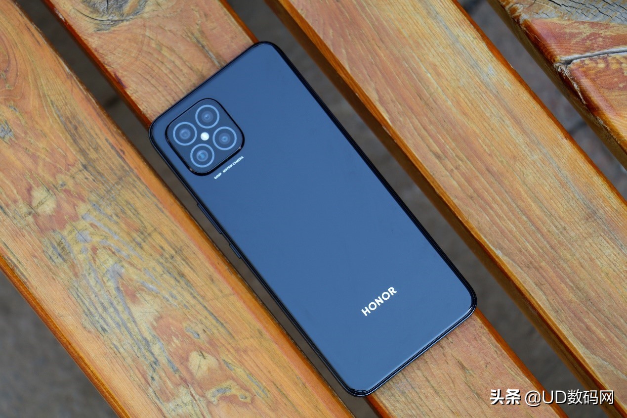 荣耀play5活力版是5g吗,荣耀play5的5g手机优缺点