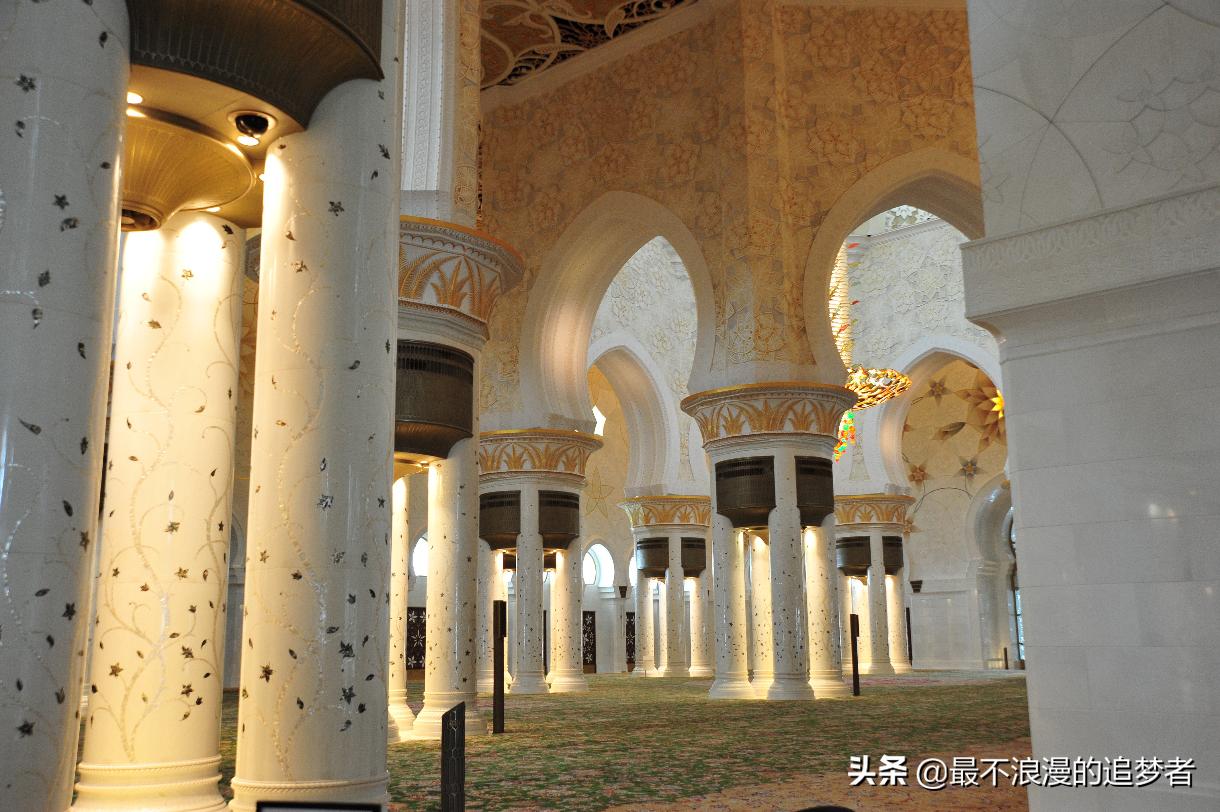 阿联酋谢赫扎耶德清真寺旅游,迪拜谢赫扎耶德路旅游